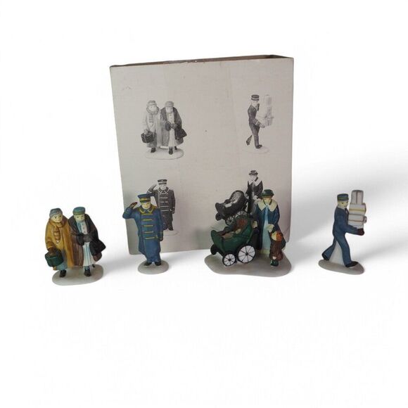 Department 56 Heritage Village Collection "Busy Sidewalks" 4 Ceramic Figurines - Picture 1 of 6